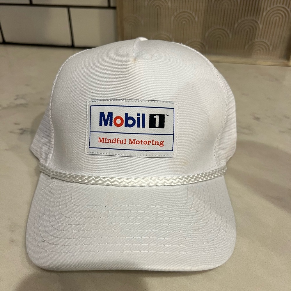 Mobil 1 Hat